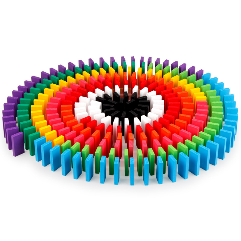 Set di blocchi domino in legno colorato