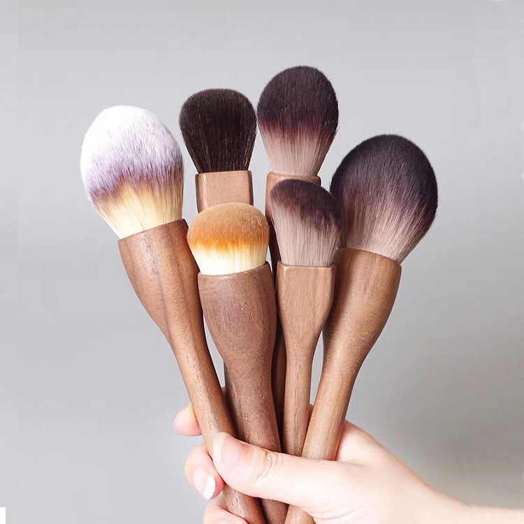 Brush Blush Dome Fondazione in polvere di contorno