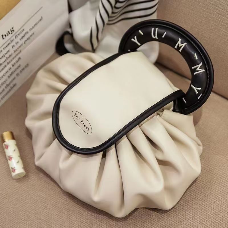 Borsa da viaggio cosmetica con coregne