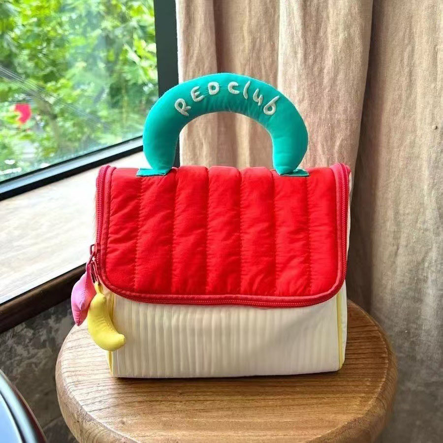 Bella borsa per la cura della pelle a forma di casa