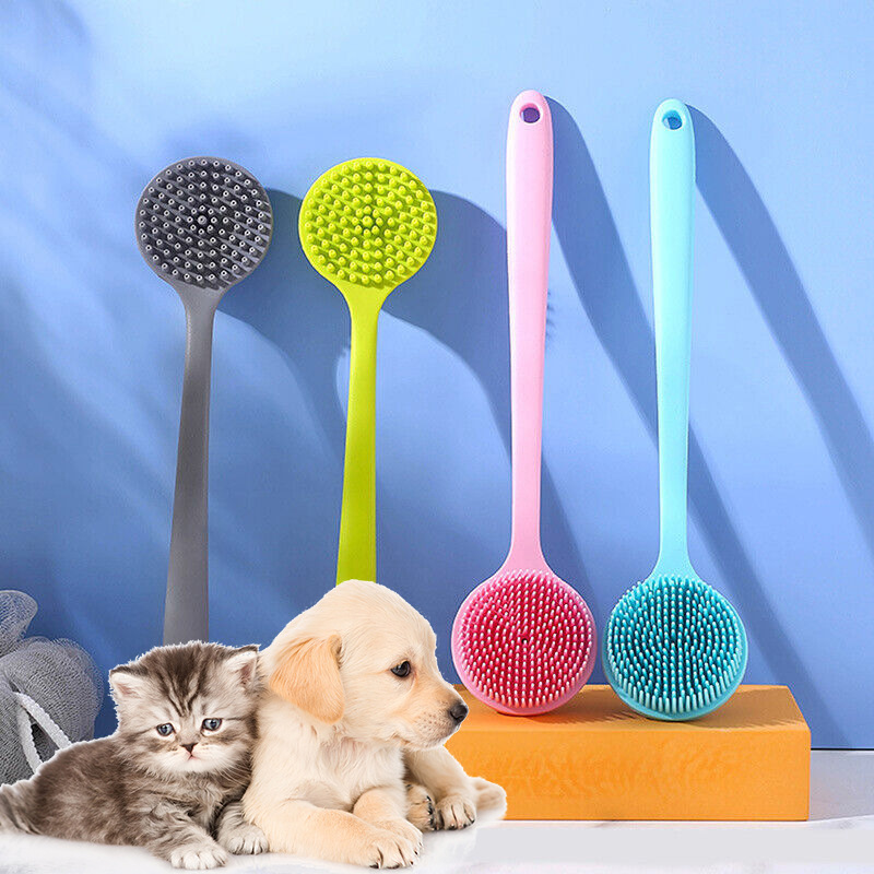 Spazzola da bagno in silicone con manico lungo